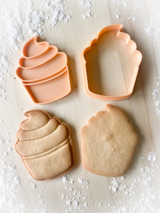 194* Cupcake Cookie cutter and stamp