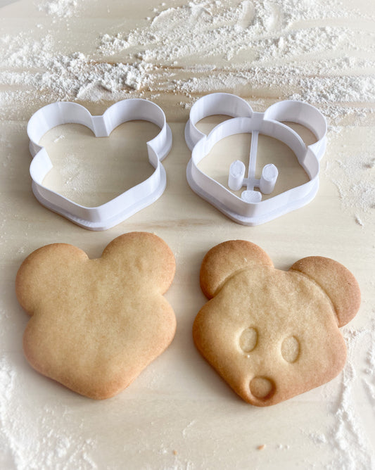 015* Mouse Cookie cutter and stamp