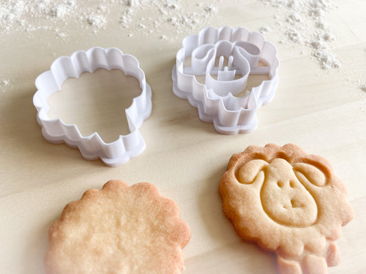 027* Sheep Cookie cutter and stamp