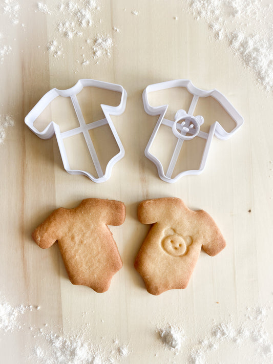 044* Baby body suit with bear Cookie cutter and stamp