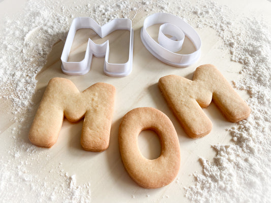097* Mothers day letters MOM set Cookie cutter
