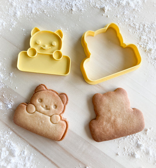 205* Cat with sign Cookie cutter and stamp
