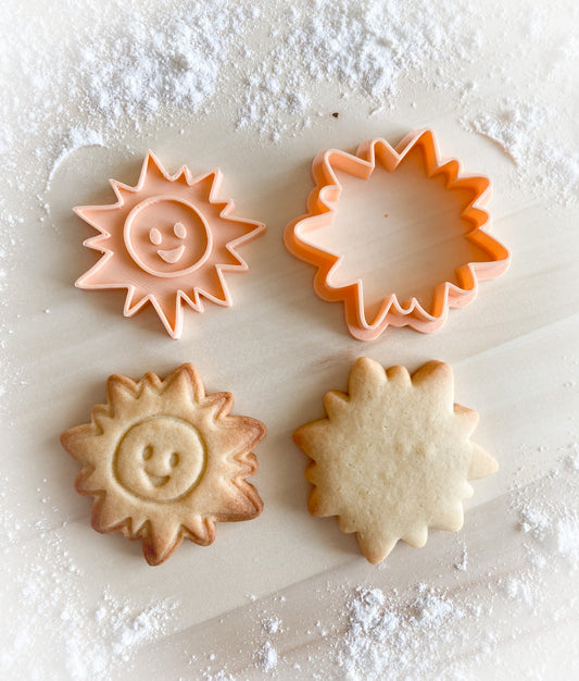 277* Sun Cookie cutter and stamp