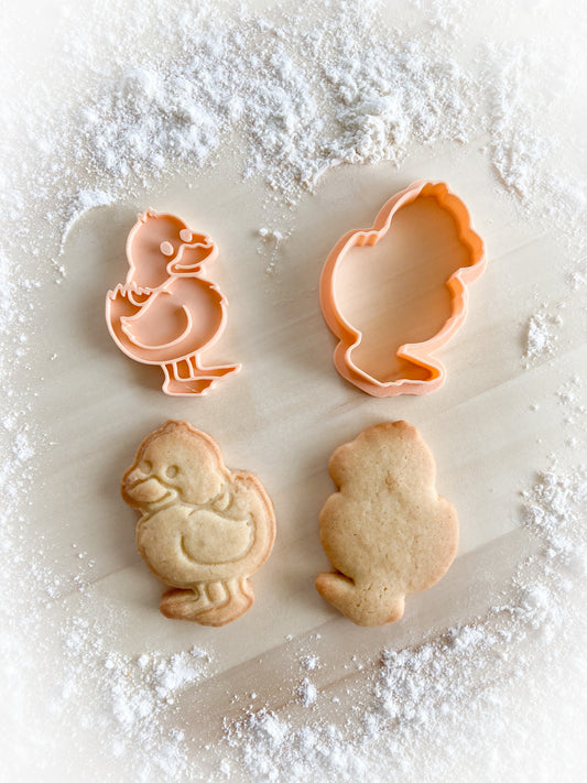 285* Chick Cookie cutter and stamp