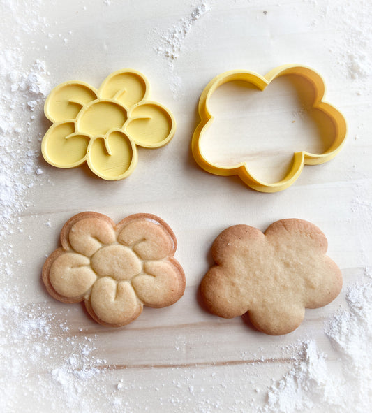 346* Flower, floret, bloom Cookie cutter and stamp