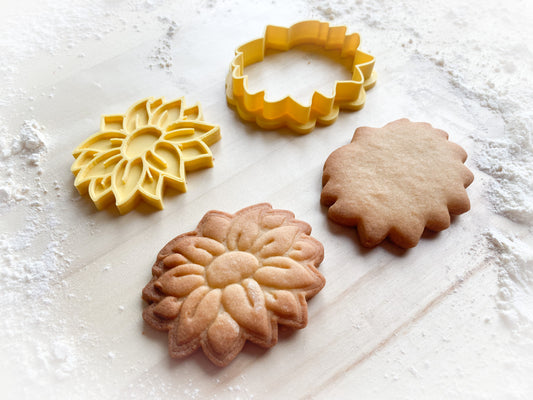 345* Flower, floret, bloom Cookie cutter and stamp