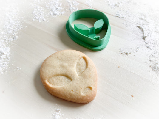 448* Alien Cookie cutter and stamp