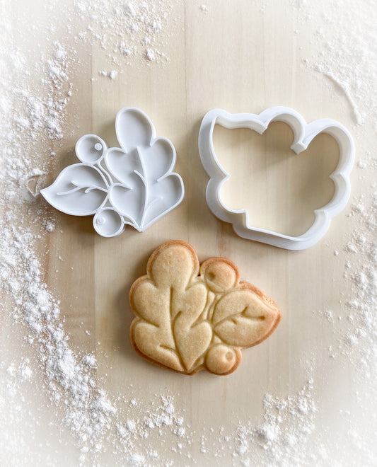 528* Leaf with berries Cookie cutter and stamp